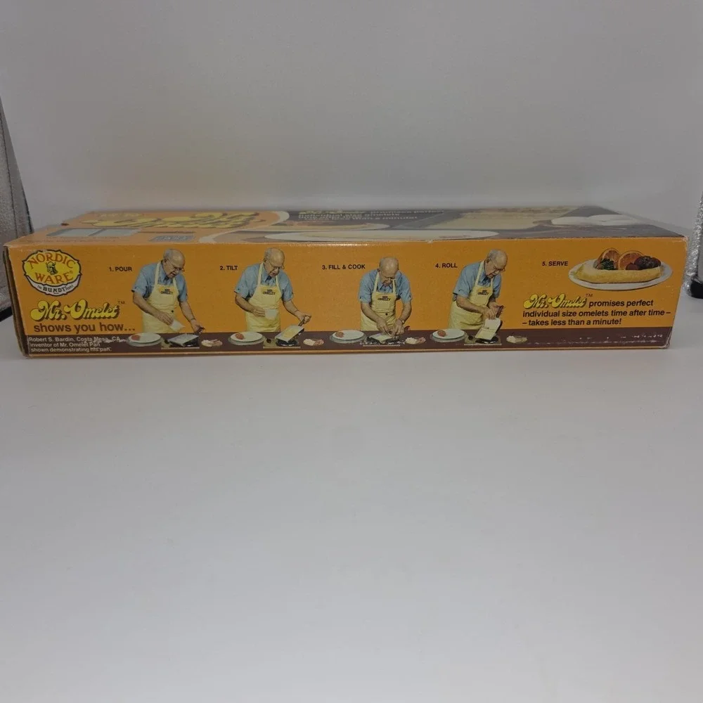 Vintage Nordic Ware Mr Omelet Pan Heavy Cast Aluminum Non-Stick with Box USA